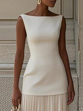 Load image into Gallery viewer, Timeless Sleeveless Patchwork Pleated Maxi Dress