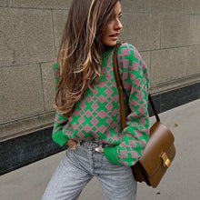 Load image into Gallery viewer, Simple Print Long Sleeve Sweater