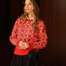 Load image into Gallery viewer, Simple Print Long Sleeve Sweater