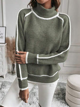 Load image into Gallery viewer, Gray and White Contrast Hem Knit Sweater