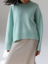 Load image into Gallery viewer, Simple Oversized Pullover Sweater