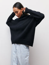Load image into Gallery viewer, Simple Loose Turtleneck Long Sleeve Sweater