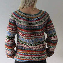 Load image into Gallery viewer, Fairman Island Vintage Pattern Crew Neck Contrast Sweater