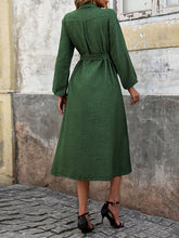 Load image into Gallery viewer, Simple Collar Pockets Long Sleeves Buttons Down Midi Dress