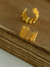 Load image into Gallery viewer, Artisanal Crochet-Inspired Huggie Earrings