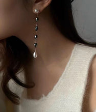 Load image into Gallery viewer, Artistic Two-Tone Long Dangle Earrings