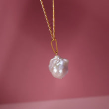 Load image into Gallery viewer, Baroque Pearl Drops Pendant Necklace