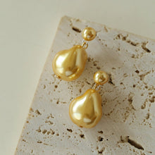 Load image into Gallery viewer, Irregular Baroque Pearls Stud Dangle Earrings