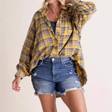 Load image into Gallery viewer, Plaid Buttons Down Long Sleeves Shirt