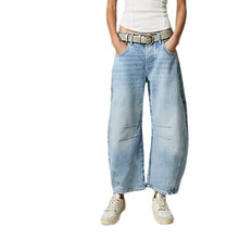 Load image into Gallery viewer, Mid Waiste Wide Leg Denim Jeans