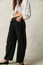 Load image into Gallery viewer, Mid Waiste Wide Leg Denim Jeans
