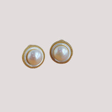 Load image into Gallery viewer, Shimmer Glow Mother of Pearl Earrings