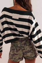 Load image into Gallery viewer, Loose Striped Print Crew Neck Long Sleeve Knitted Sweater