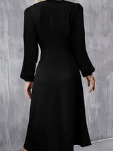 Load image into Gallery viewer, Long Sleeves Pleated Midi Dress