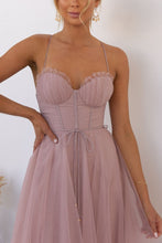 Load image into Gallery viewer, Elegant Sweatheart Spaghetti Staps Princess Tulle  Midi Party Dress
