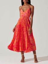 Load image into Gallery viewer, Chic Spaghetti Straps Printed Pleats Midi Dress
