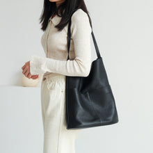 Load image into Gallery viewer, Women Handcrafted Leather Tote Bag Soft Leather Bucket Bag
