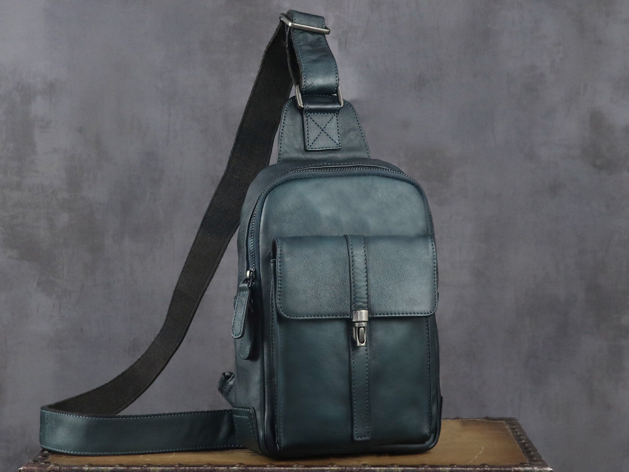 Brown Large Leather Sling Bag Casual Shoulder Backapck