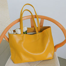 Load image into Gallery viewer, Handmade Leather Tote Bag Large Capacity Shoulder Handbag
