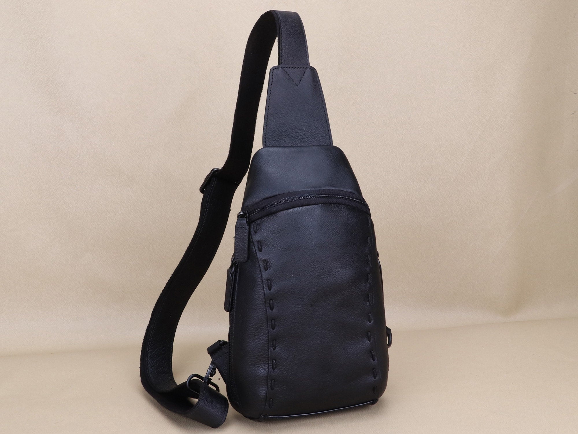 Vintage Leather Sling Bag Chest Shoulder Bag Crossbody Backpack