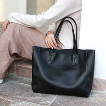 Load image into Gallery viewer, Simple Leather Handbag Full Grain Leather Best Tote Bag For Ladies
