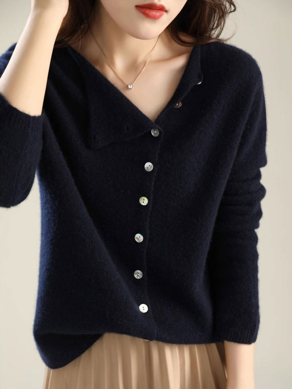 Classic Buttons Down Crew Neck Knitted Cardigan