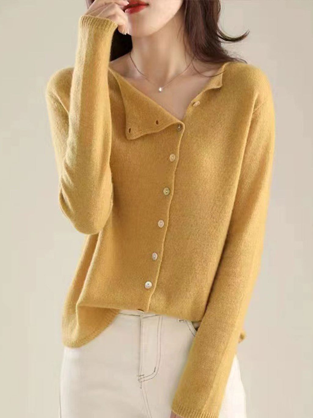 Classic Buttons Down Crew Neck Knitted Cardigan