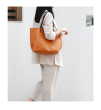 Load image into Gallery viewer, Full Grain Leather Women&#39;s Tote Bag
