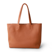 Load image into Gallery viewer, Handmade Leather Tote Bag Large Capacity Shoulder Handbag

