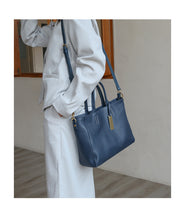 Load image into Gallery viewer, Large Full Grain Leather Tote Handbag
