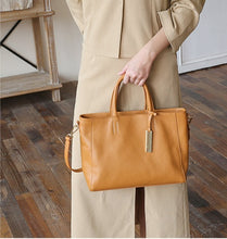 Load image into Gallery viewer, Large Full Grain Leather Tote Handbag
