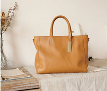 Load image into Gallery viewer, Large Full Grain Leather Tote Handbag
