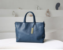 Load image into Gallery viewer, Large Full Grain Leather Tote Handbag
