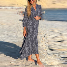 Load image into Gallery viewer, Loose Black Printed Long Sleeve Maixi Dress
