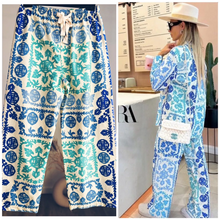 Load image into Gallery viewer, Long Sleeves Printed Buttons Shirt

