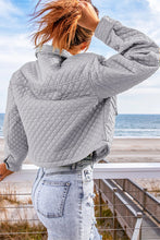 Load image into Gallery viewer, Gray Quilted Pocketed Zip Up Cropped Jacket
