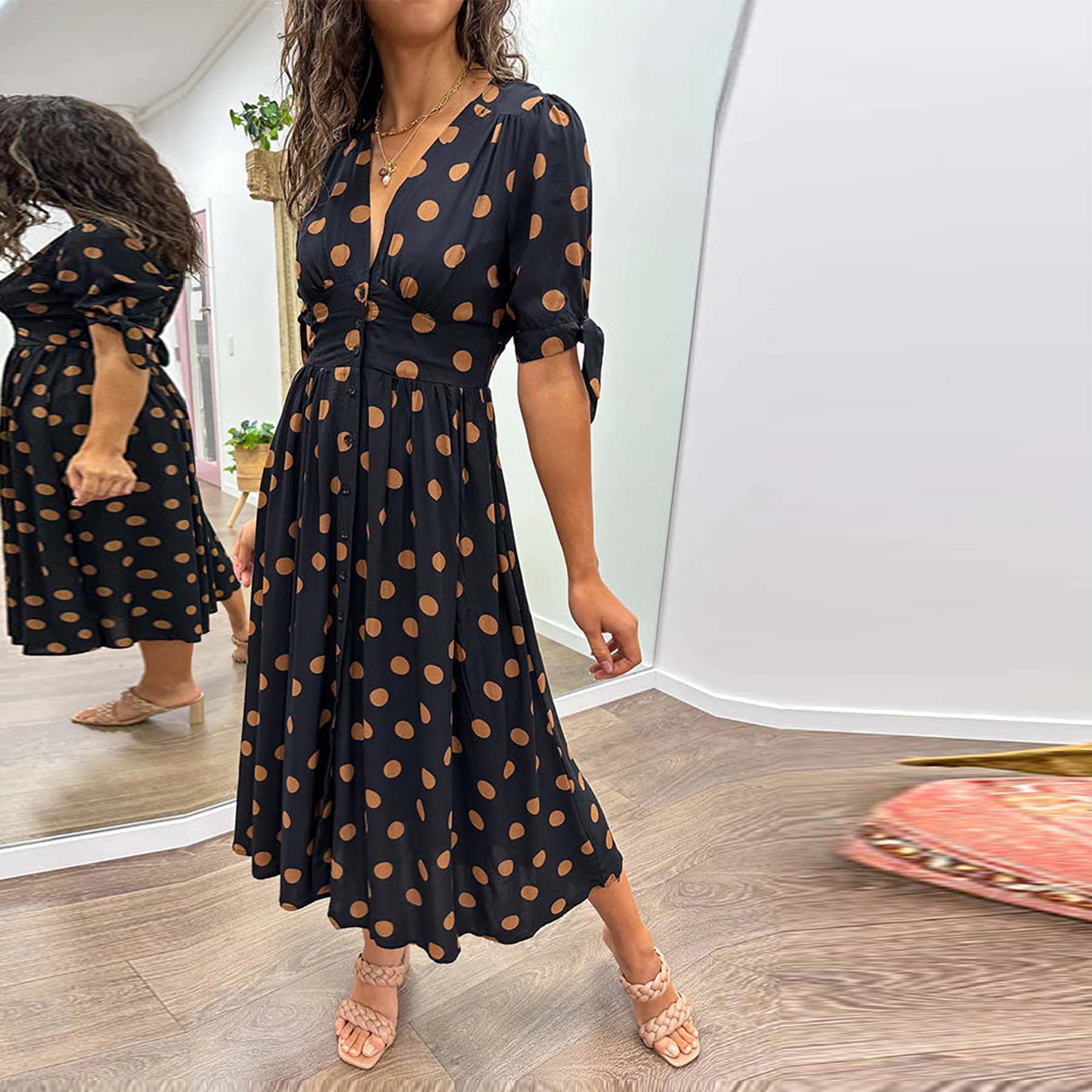 Black Dots Print Short Sleeve Midi Dress