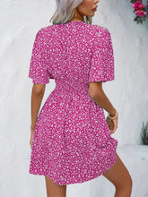 Load image into Gallery viewer, Printed V-Neck Half Sleeve Mini Dress
