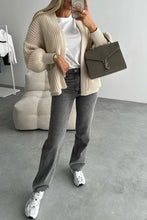 Load image into Gallery viewer, Simple Pockets Long Sleeved Cardigan
