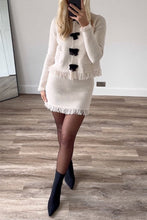 Load image into Gallery viewer, Elegant Long Sleeves Pocketed Bow Sweater
