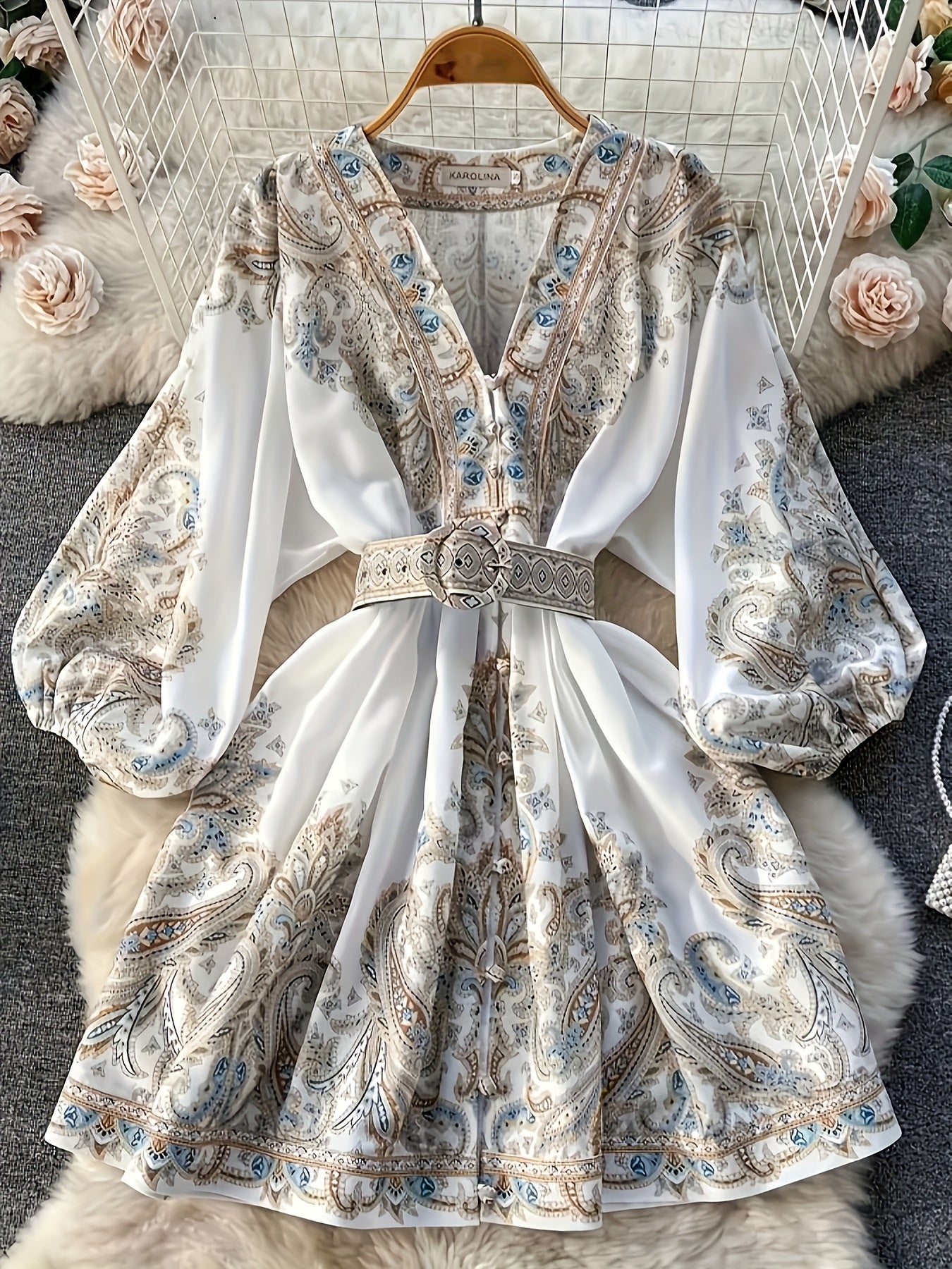 Elegant Floral Print V-Neck Long Sleeve Mini Dress