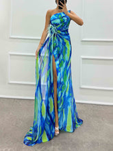 Load image into Gallery viewer, Stylish One Shoulder Print Feather Split Front Maxi Dress
