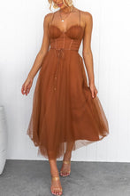 Load image into Gallery viewer, Elegant Sweatheart Spaghetti Staps Princess Tulle  Midi Party Dress
