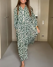 Load image into Gallery viewer, Collar Long Sleeves Print Button Down Midi Dress
