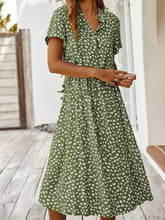 Load image into Gallery viewer, Vintage Short Sleeves Dots Print Buttons Down Midi Dress
