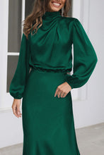 Load image into Gallery viewer, Chic Satin Long Sleeve Midi Party Dress
