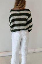 Load image into Gallery viewer, Loose Navy Stripe Knit Sweater
