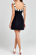 Load image into Gallery viewer, Sexy Round Neck Flower Pocket Princess Mini Dress
