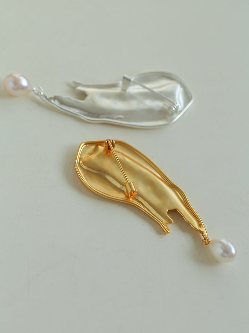 Asymmetrical Brushstroke Pearl Brooch