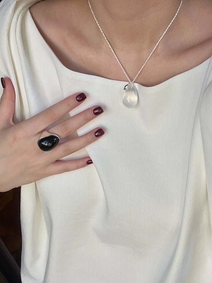 Classic Black Onyx Oval Egg Ring